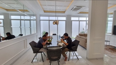 Rumah Sewa Nyaman Lokasi Pantai Indah Kapuk, Jakarta Utara, LB 300m²