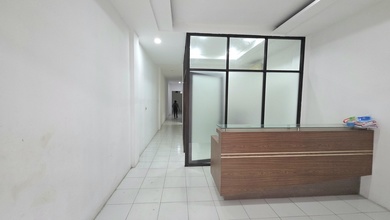 Disewakan Ruko Pluit 4 Lantai