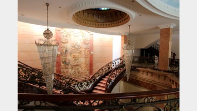 Penawaran Eksklusif, rumah Prestisius di Pondok Indah, Jakarta Selatan, LB 1900m²