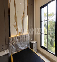 For Sale rumah Premium di Pondok Indah, Jakarta Selatan - LT 150m²