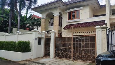 For Sale rumah Eksklusif di Cilandak, Jakarta Selatan - LT 710m²