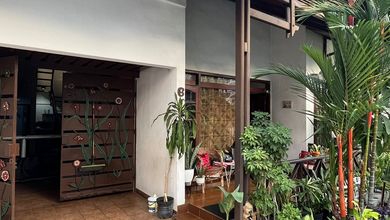 Hunian Elite di Kawasan Tanjung Duren Selatan, Jakarta Barat, LB 325m², Harga 5,5 Miliar