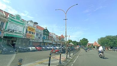 DIJUAL RUKO GOLDEN VIENNA 2LANTAI HADAP JALAN BESAR DEKAT AKSES TOL DAN KOMERSIL 