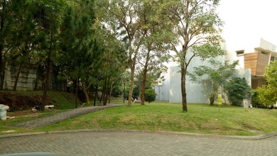 For Sale Tanah Premium di BSD Eminent, Tangerang, LT 195m²