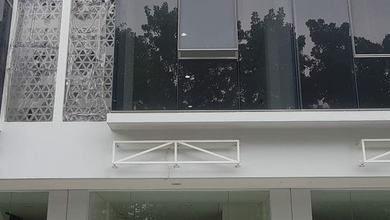 DIJUAL RUKO PASAR MODERN TIMUR BSD HADAP JALAN, COCOK UTK USAHA