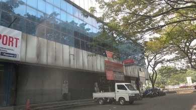 DIJUAL RUKO GANDENG TAMAN TEKNO, BSD - 3 LANTAI HADAP JALAN