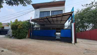 Promo Rumah di Bekasi Kota, Bekasi, LB 300m², Harga 1,8 Miliar