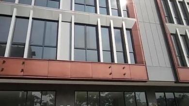 DISEWAKAN   Ruko 3 lantai FRONTROW KOTAWISATA   