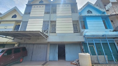 Sewakan Ruko Centra Onderdil 2 Lt Harapan Indah Bekasi