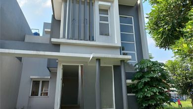 Rumah Area Premium Gading Serpong Serenade Lake, Tangerang - Harga Menarik 3 Miliar