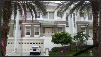 Hunian Prestisius di Kawasan Gading Serpong Pondok Hijau Golf, Tangerang, LB 359m², Harga 13,5 Miliar