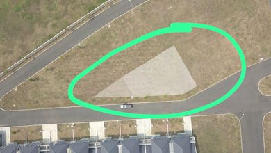 Jual Tanah Lokasi Komplek Suvarna Sutera View Danau dan Taman