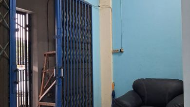 Di Jual Ruko 2lantai Siap Huni Di. Taman Royal,. Tangerang