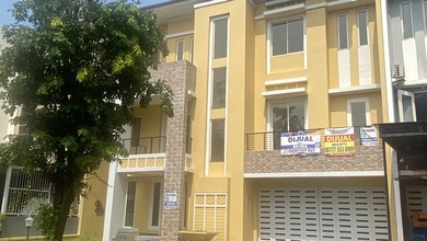 Kesempatan Langka, rumah Mewah di Alam Sutera, Tangerang, LB 289m²