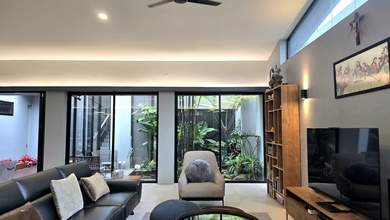 Rumah Area Premium BSD The Green, Tangerang - Harga Menarik 7,35 Miliar