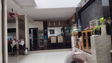 Dijual rumah Eksklusif di Permata Buana, Jakarta Barat - LT 230m²