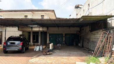 Rumah Sewaan Murah di Kedoya, Jakarta Barat, 4 KT, Harga 350 Juta /tahun
