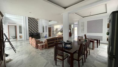 Kesempatan Eksklusif, rumah Mewah di Denpasar Barat, Denpasar, LB 750m²