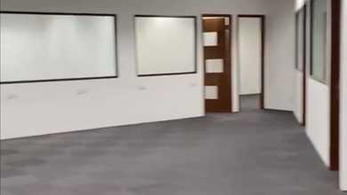 Dijual Office St Moritz Lantai Rendah Semi Furnished Terkoneksi Ke Mall Lippo Puri Jakarta Barat
