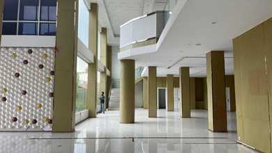 Disewakan Gedung Bangunan Cocok Untuk Showroom di Kelapa Dua Tangerang Dekat Gading Serpong