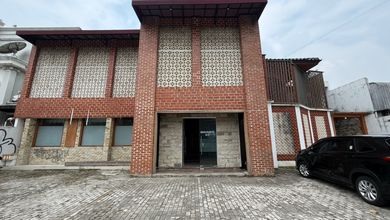 Dijual Disewakan Bangunan Gedung di Kemang Selatan Jakarta Selatan Cocok untuk Cafe Klinik Resto