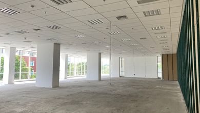 Disewakan Ruang Perkantoran di Puri Indah Siap Pakai Kondisi Bare di Jakarta Barat