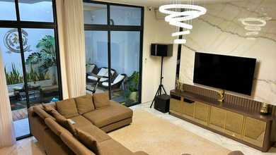 Dijual rumah Mewah di Lippo Karawaci, Tangerang - LT 136m²