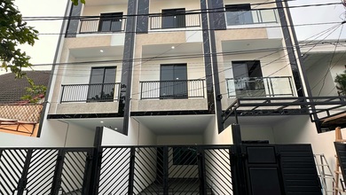 Promo Rumah di Duri Kepa, Jakarta Barat, LB 183m², Harga 2,35 Miliar