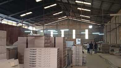 Dijual Cepat Pabrik Furniture Lengkap Dengan Mesin, Tangerang