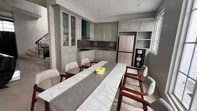 Penawaran Langka, rumah Mewah di Gading Serpong Pondok Hijau Golf, Tangerang, LB 340m²