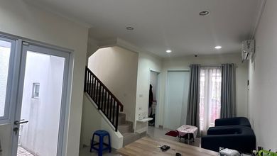 Dijual Rumah Strategis di Gading Serpong Elista Village, Tangerang - LT 72m²