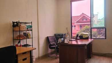 Hunian Elegan di Alam Sutera, Tangerang, 5 Kamar Tidur, LT 240m²