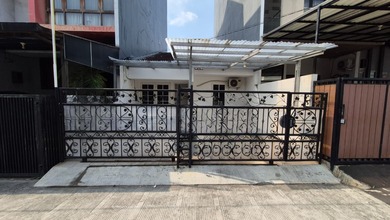 Promo Rumah di Kelapa Gading, Jakarta Utara, LB 150m², Harga 2,25 Miliar