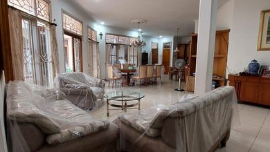 Hunian Prestisius di Kawasan Otista, Jakarta Timur, LB m², Harga 12,8 Miliar