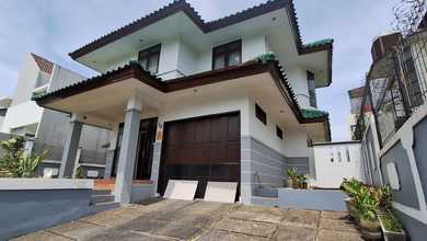 Rumah Elegan di Bogor Timur, Bogor, 5 Kamar Tidur, LT 318m²