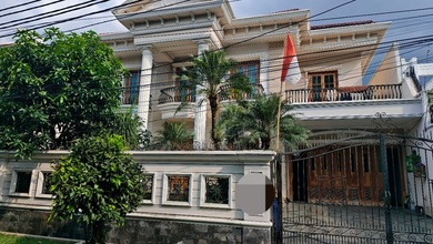 Hunian Mewah di Sunter, Jakarta Utara, 6 KT, LT 549m²