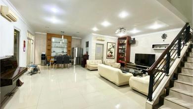 Penawaran Eksklusif, rumah Prestisius di Daan Mogot, Jakarta Barat, LB 320m²