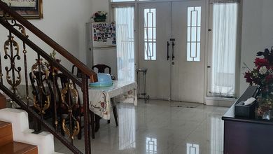 For Sale rumah Mewah di Grogol Petamburan, Jakarta Barat - LT 162m²