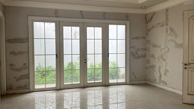 Disewakan Rumah Murah di Alam Sutera, Tangerang, LT 300m²