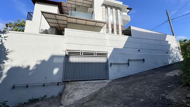 Rumah Semi Villa. Area Nusadua.