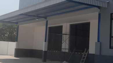 Gudang Delta Silikon 2 Sewa Loading Dock Bangunan Rapi 