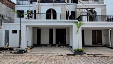 Jual Rumah Mewah Luas 104 m2 di Gajah Mungkur, Semarang
