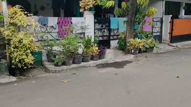 Jual Rumah Bagus LT 93 m2 di Bekasi Kota, Bekasi