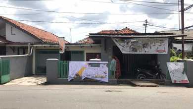 Jual Rumah Siap Huni di Bekasi Kota, Bekasi, Luas 214 m2