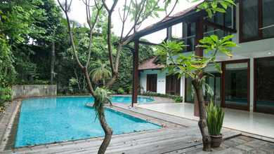 Dijual rumah Eksklusif di Kemang, Jakarta Selatan - LT 1000m²