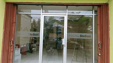 Di Sewakan Ruko 2 Lantai Di Taman Harapan Baru. Kota Bekasi