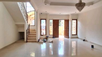 Disewakan Rumah Terjangkau di Gading Serpong, Tangerang, LT 126m²
