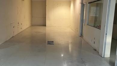 Ruko Gandeng di Jl. Pangeran Jayakarta, Mangga Dua Sel., Kecamatan Sawah Besar, Kota Jakarta Pusat, Daerah Khusus Ibukota Jakarta, Pangeran Jayakarta Semi Furnished HGB