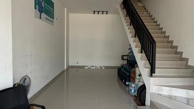 Ruko, 2 Lantai, SHM, di Pik 2