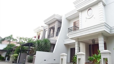 Rumah Area Luxury Lebak Bulus, Jakarta Selatan - Harga Menarik 8,3 Miliar